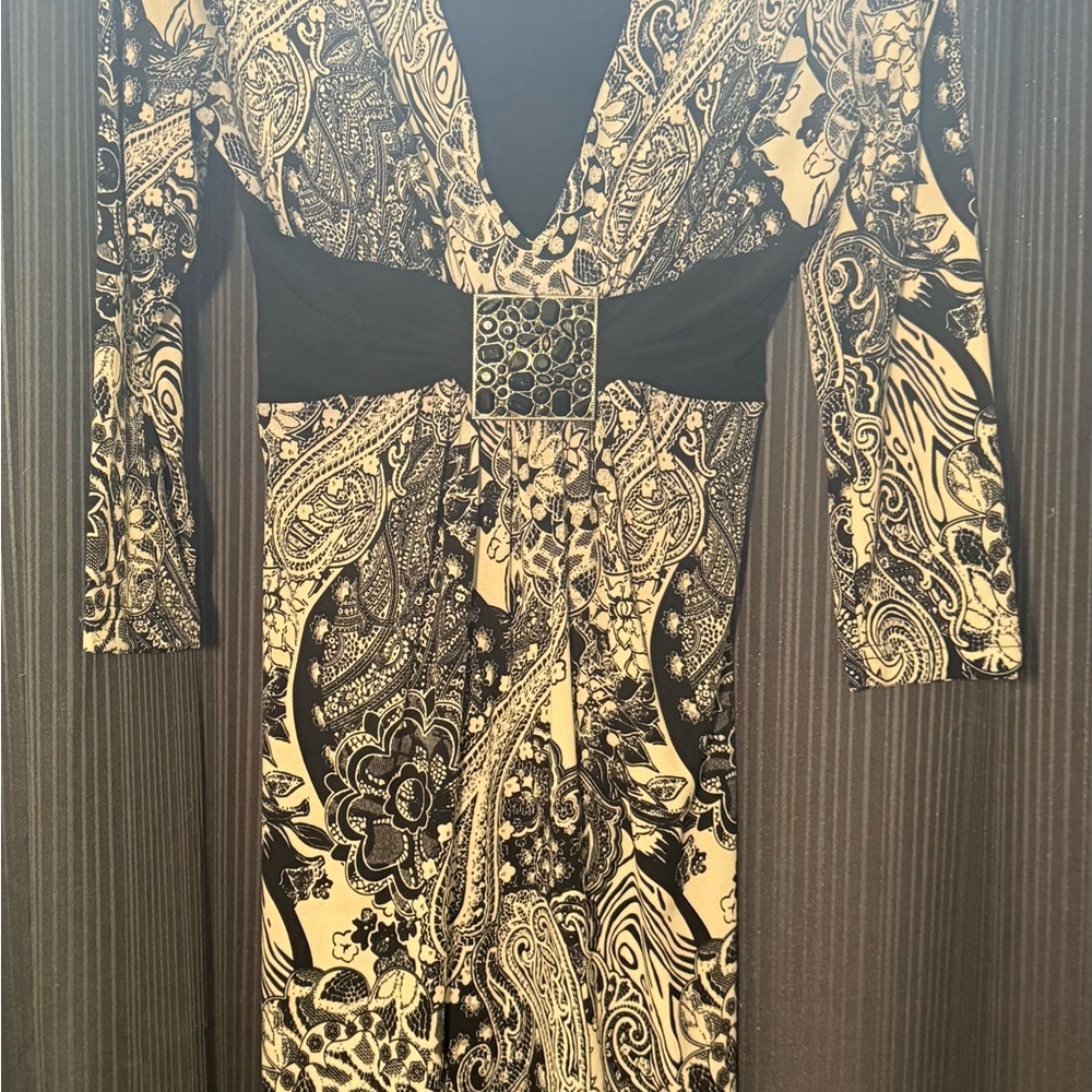 Elegant Black and Cream Paisley Dress